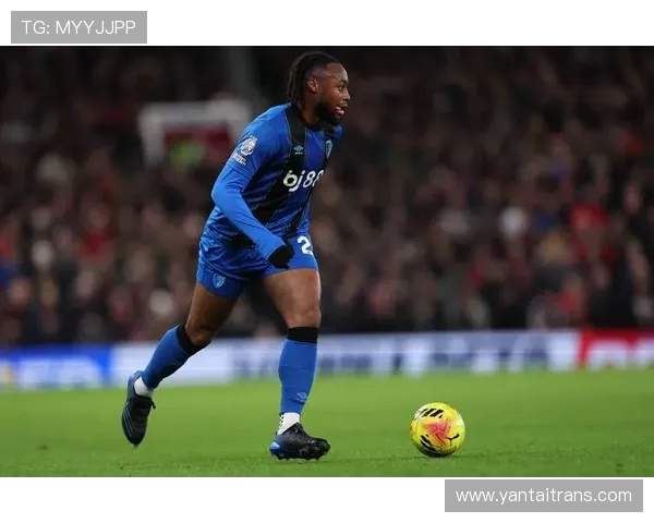 英超球员花边新闻与娱乐圈交集探秘